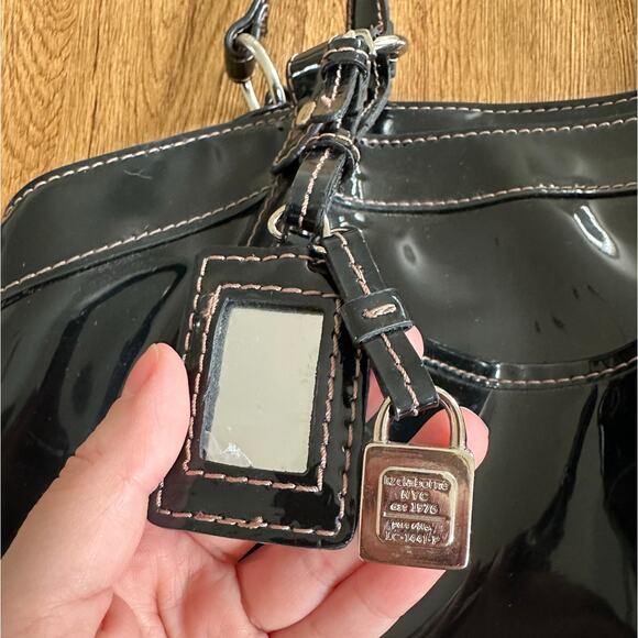 Vtg Liz Claiborne Black Shoulder Bag Purse - Picture 7 of 7